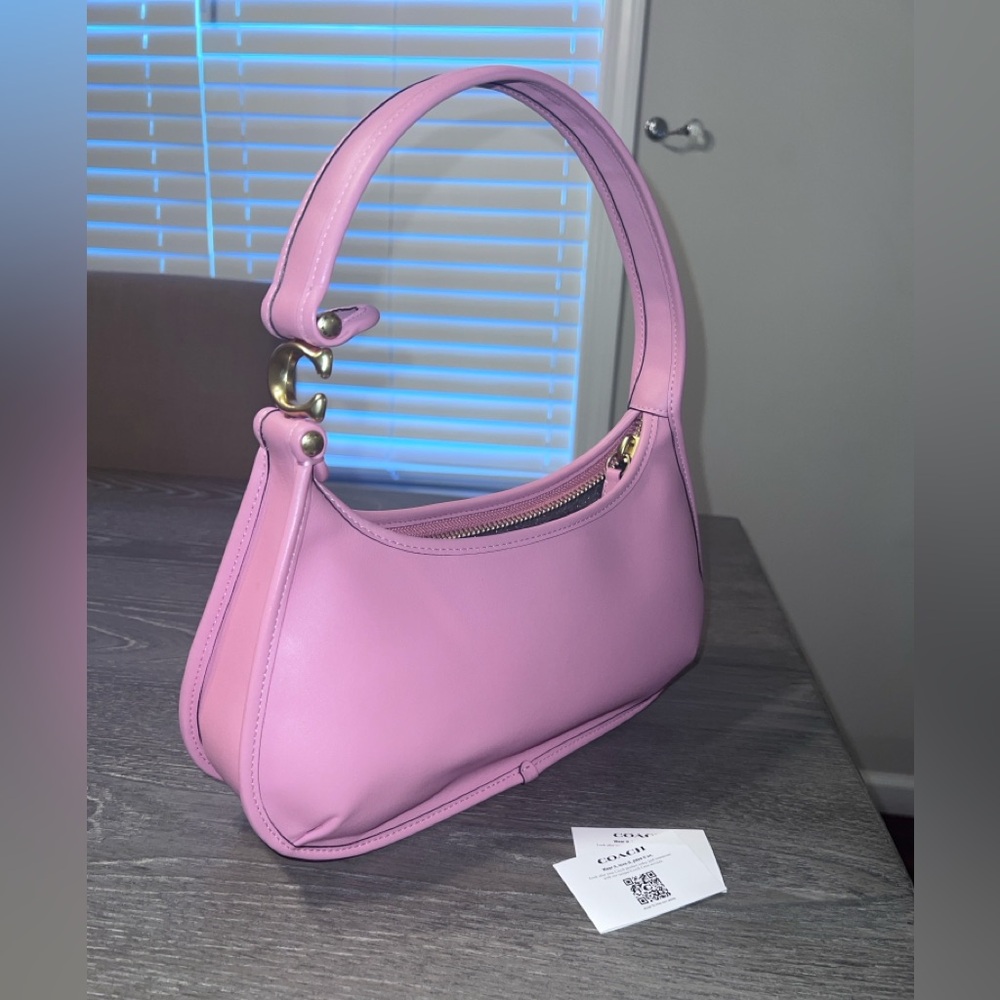 Coach Eve Shoulder Bag
